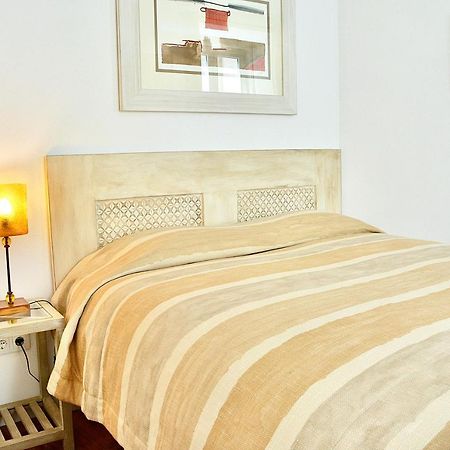 Bright And Spacious Three Bedroom Apt In The Heart Of Лиссабон Экстерьер фото