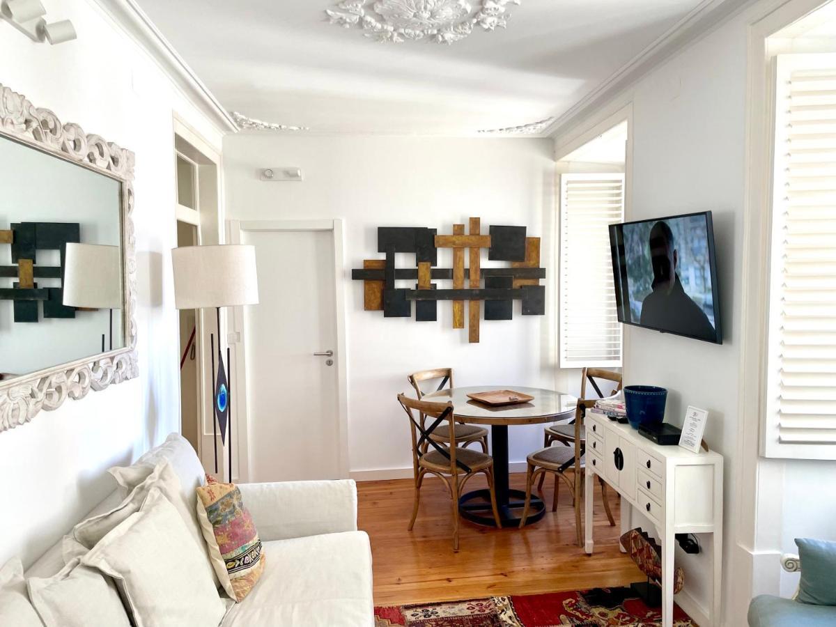 Bright And Spacious Three Bedroom Apt In The Heart Of Лиссабон Экстерьер фото
