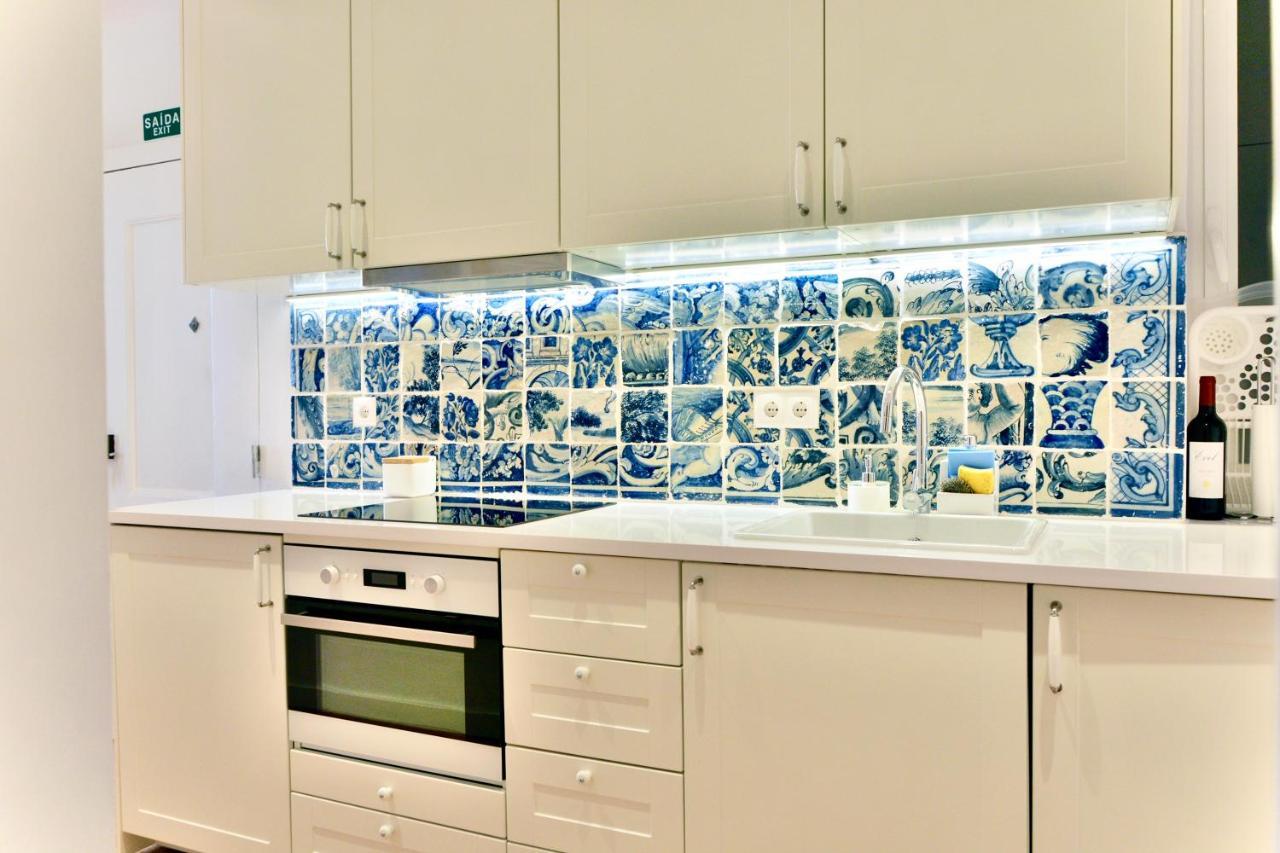 Bright And Spacious Three Bedroom Apt In The Heart Of Лиссабон Экстерьер фото