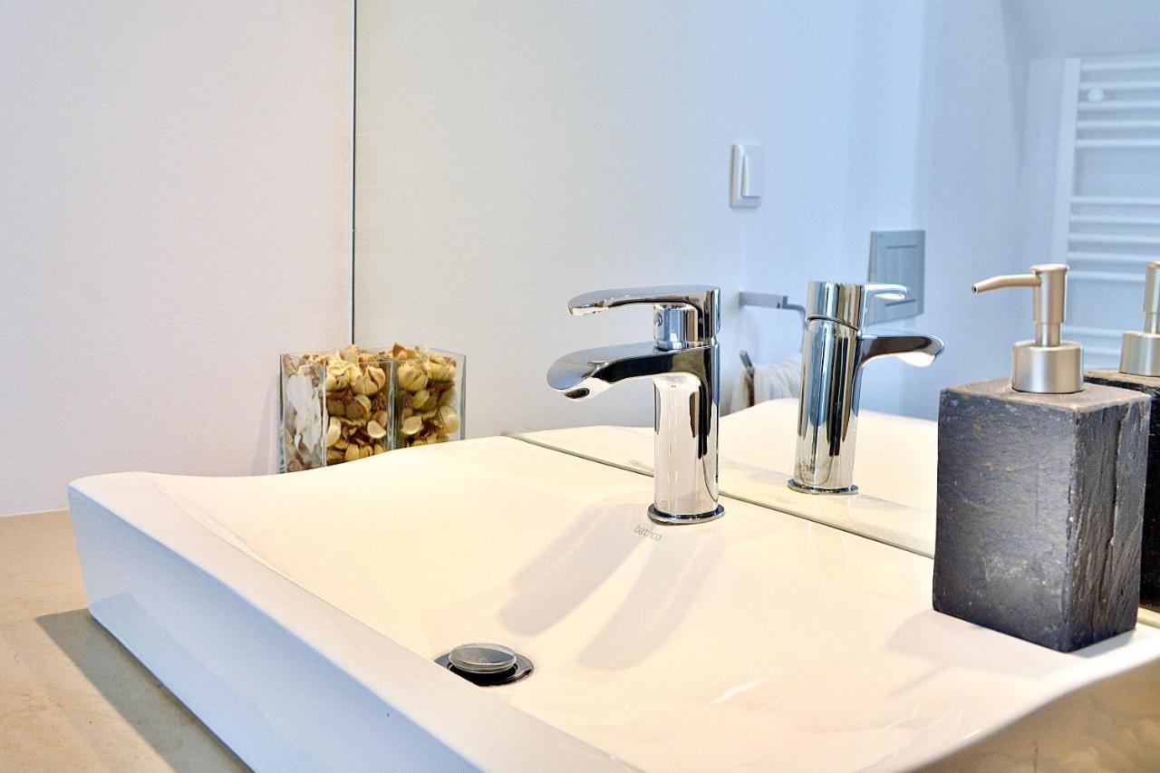 Bright And Spacious Three Bedroom Apt In The Heart Of Лиссабон Экстерьер фото