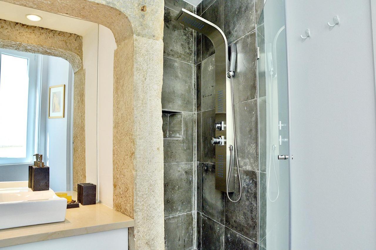 Bright And Spacious Three Bedroom Apt In The Heart Of Лиссабон Экстерьер фото