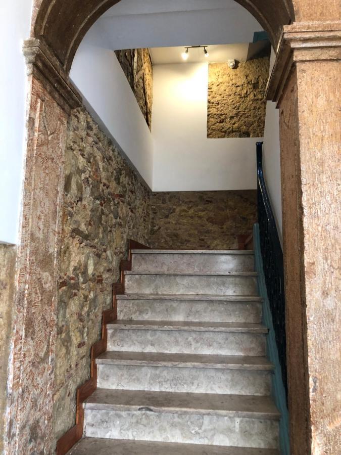Bright And Spacious Three Bedroom Apt In The Heart Of Лиссабон Экстерьер фото