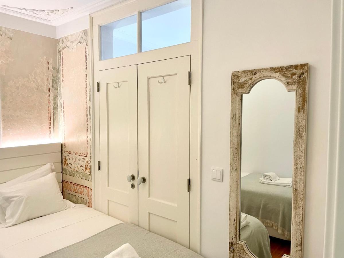 Bright And Spacious Three Bedroom Apt In The Heart Of Лиссабон Экстерьер фото