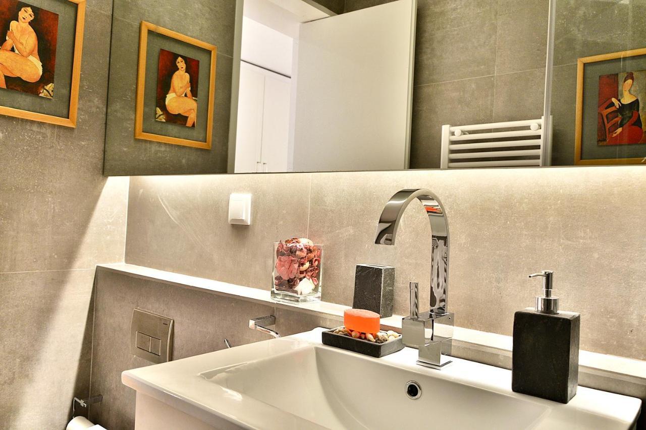 Bright And Spacious Three Bedroom Apt In The Heart Of Лиссабон Экстерьер фото